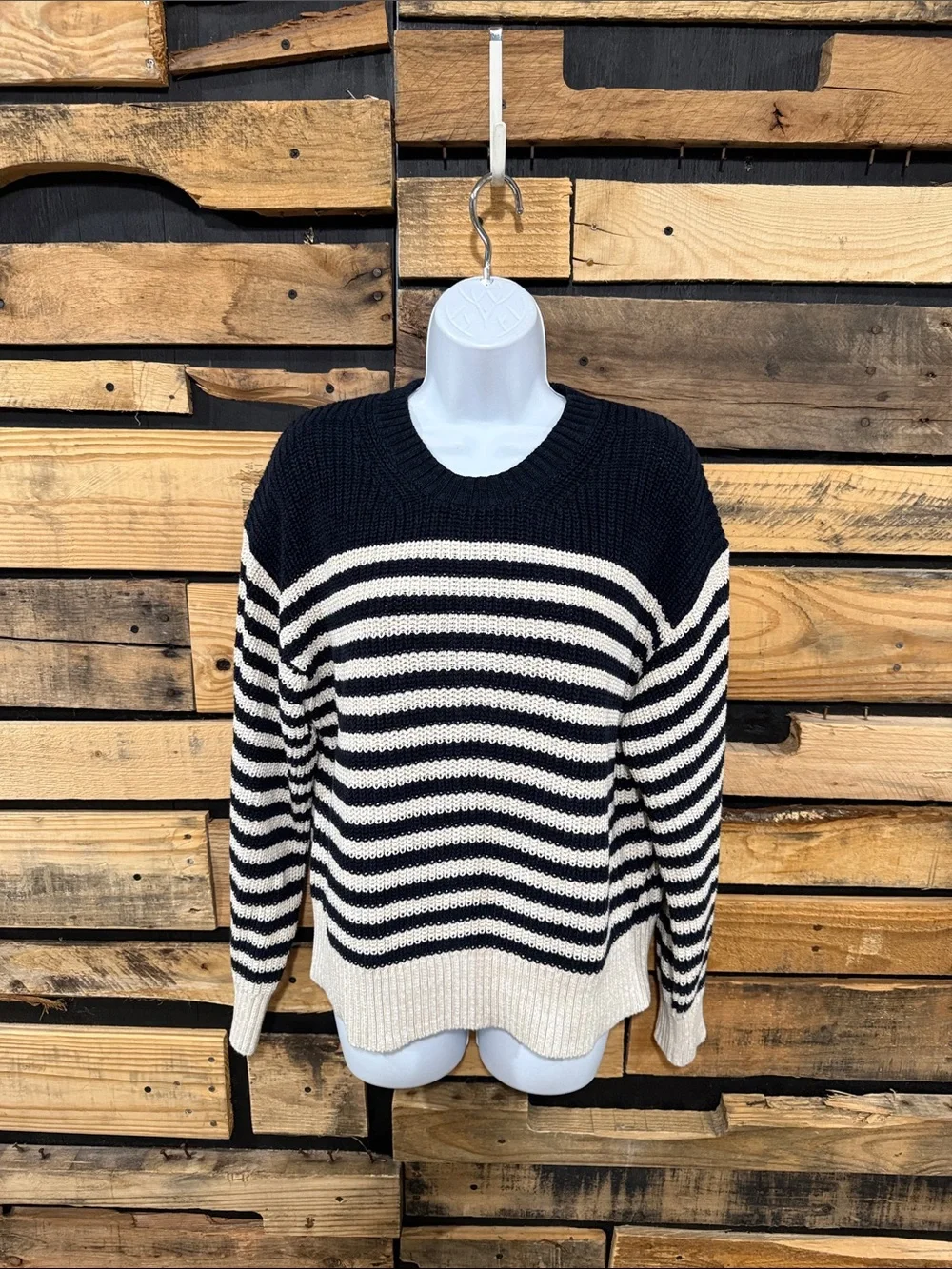 J.Crew Oversized crewneck sweater in stripe Size Small Navy/Cream